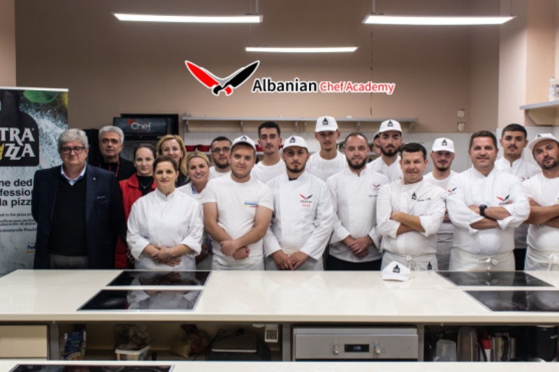 Kurs Piceri ne Tirane | Kurs Picajol 3 Muaj | Kurs Pizza Profesional | Trajnim Picajol | Kurs Praktik Pizza | Kurs Piceri Baze | Albanian Chef Academy